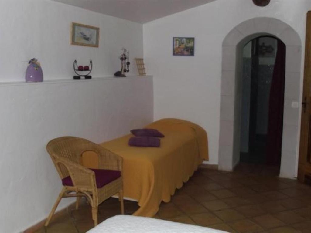 Domaine Saint Victor Hotel La Tour-d'Aigues Bagian luar foto